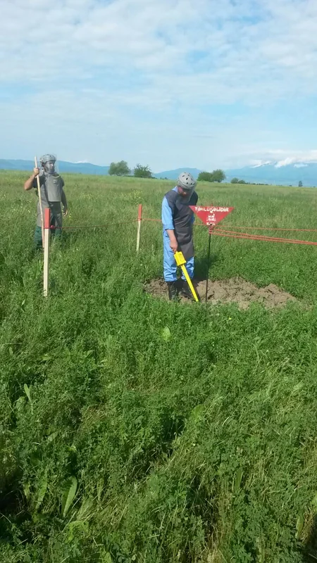 ​Ermənistan Azərbaycana fosforlu bomba atıb