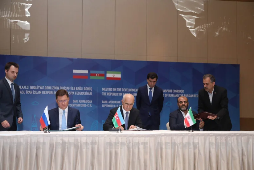 Şimal-Cənub Beynəlxalq Nəqliyyat Dəhlizinə dair Bakı Bəyannaməsi imzalanıb