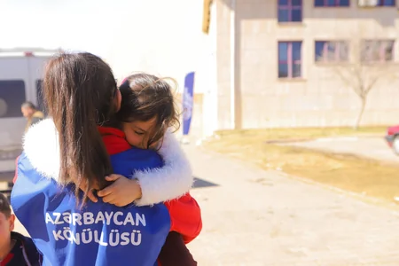 Vali Kahramanmaraşda Azərbaycan könüllülərinin fəaliyyəti ilə tanış olub