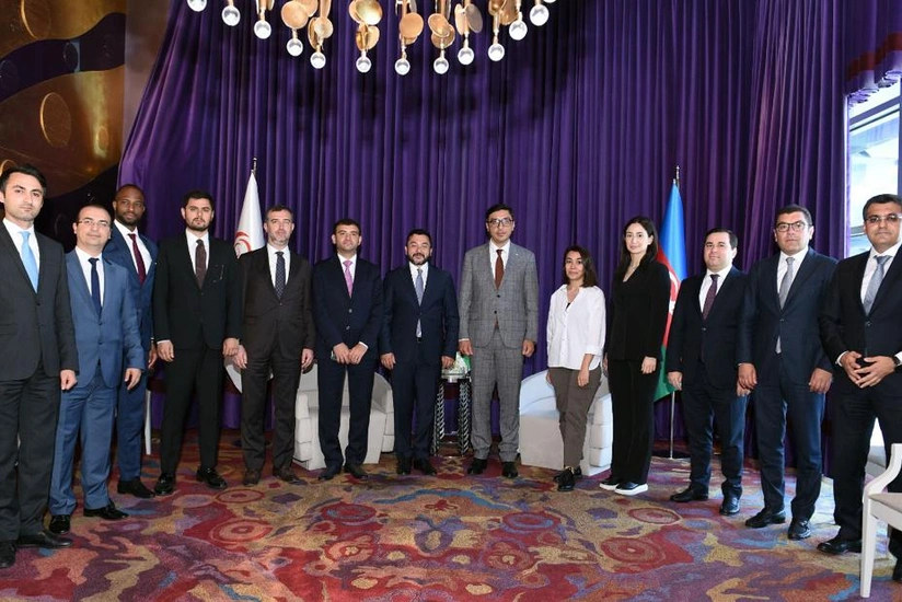 Фарид Гаибов встретился с президентом Молодежного Форума ОИС