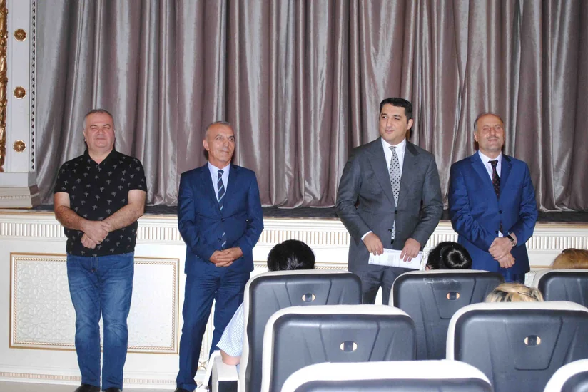 Назначены новые директора в два театра в Азербайджане