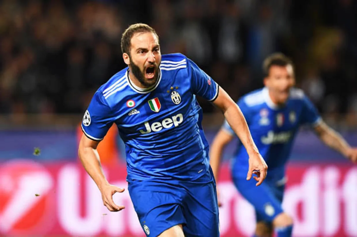 Çempionlar Liqası: Yuventus Monakonu səfərdə məğlub edib - VİDEO