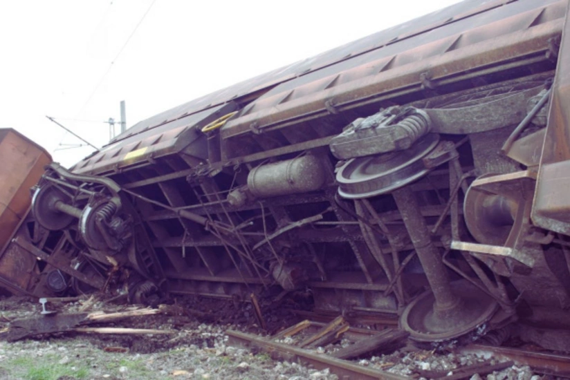 Bolqarıstanda iki yük qatarı toqquşub, yaralılar var