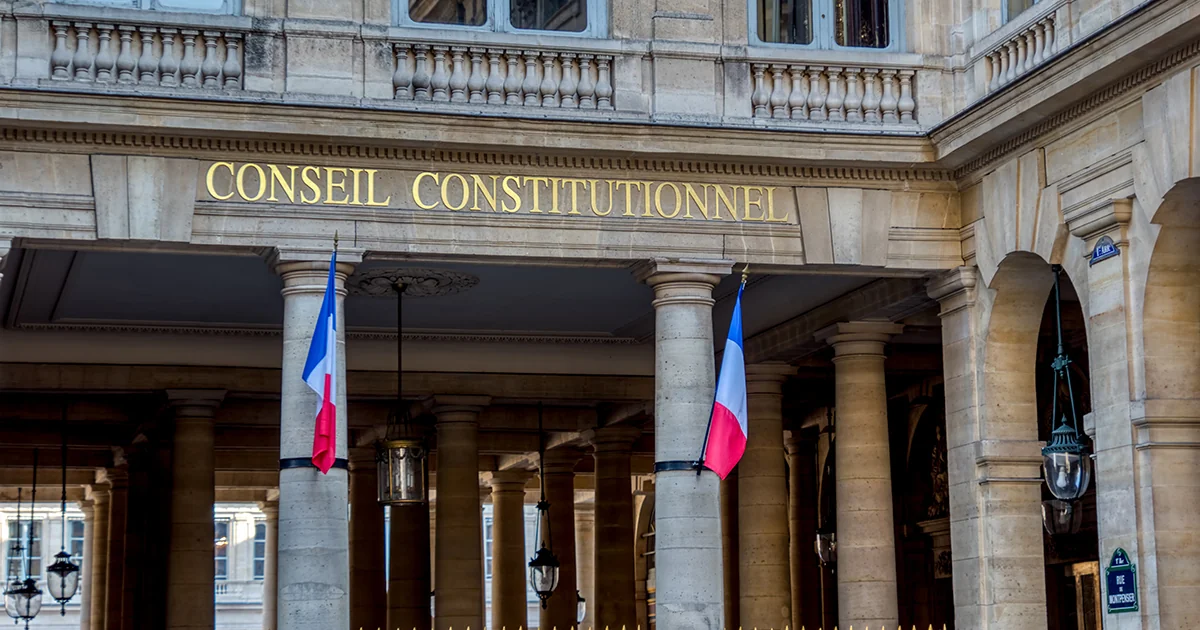 Fransanın Konstitusiya Şurası pensiya islahatını qismən qanuni hesab edib