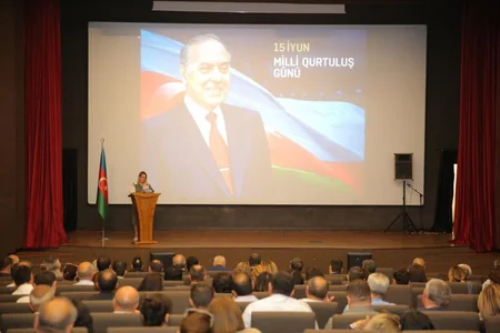 Xəzər rayonunda Milli Qurtuluş Günü münasibəti ilə tədbir keçirilib