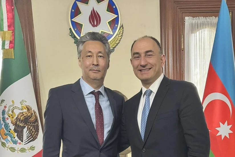 Azərbaycanın Meksikadakı səfiri qazaxıstanlı həmkarı ilə görüşüb