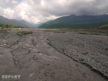Qaxda çayların daşması və sel təhlükəsi yaranıb - FOTO - VİDEOREPORTAJ