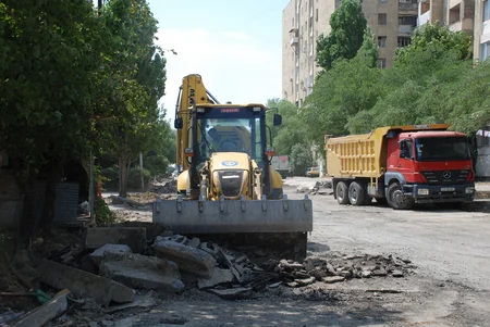 Bakıda daha bir küçə sökülür