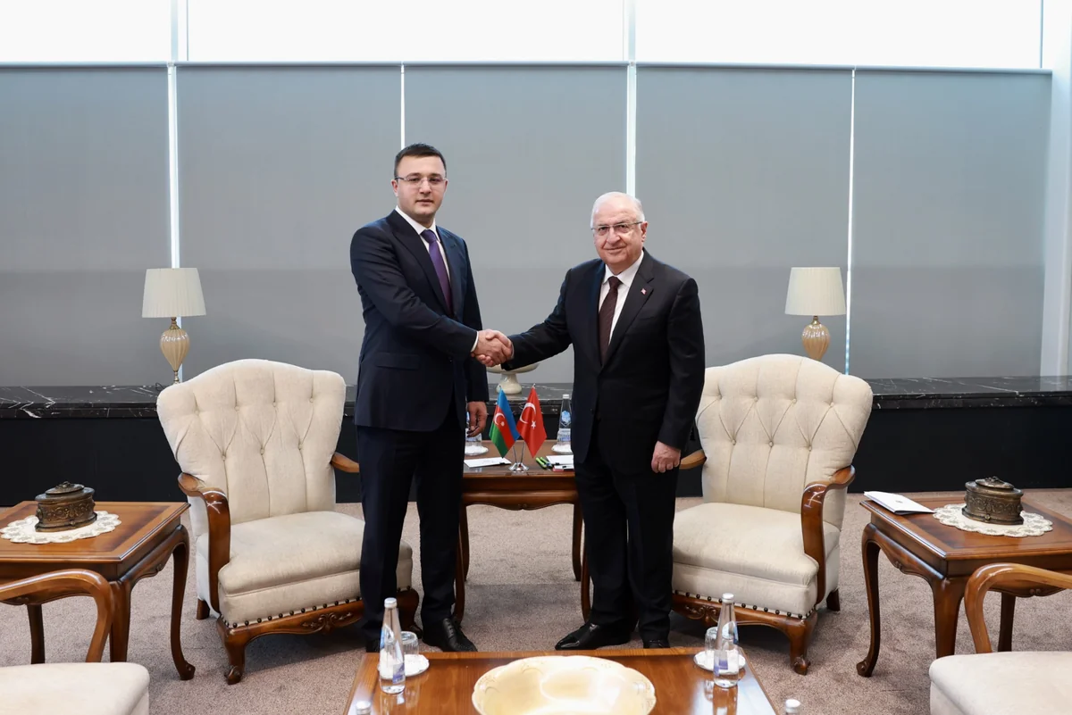 Yaşar Güler Azərbaycanın müdafiə nazirinin müavinini qəbul edib