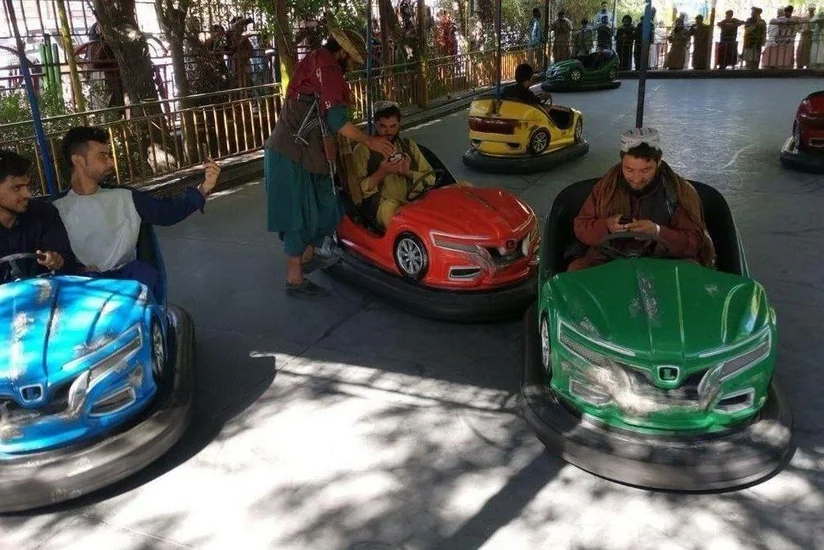 Талибы ввели в Афганистане раздельное посещение парков для мужчин и женщин