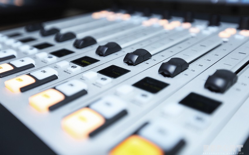 Azərbaycanda daha bir radioya ölkə ərazisində yayımlanması üçün tezliklər verilib