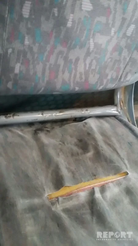 Xırdalan sakini: Avtobus oturacaqları o qədər çirklidir ki, gözümü yumub otururam