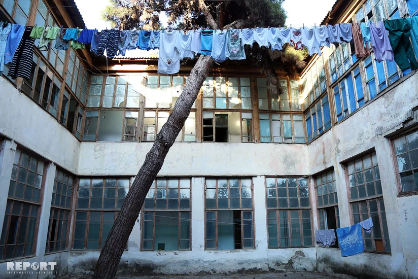 Hacı Zeynalabdin Tağıyevin evi təmir olunmasa, tamamilə dağıla bilər - FOTOREPORTAJ