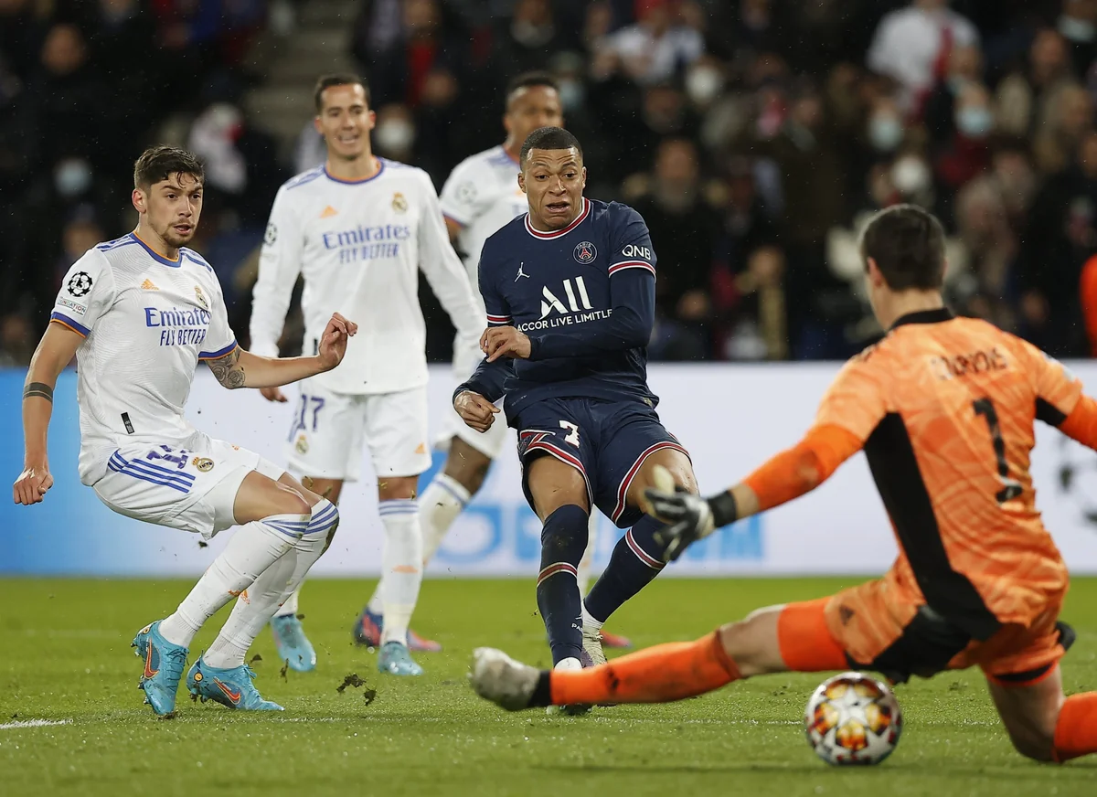 Çempionlar Liqası: Mançesterdə formal oyun, PSJ Real Madridlə qarşılaşacaq