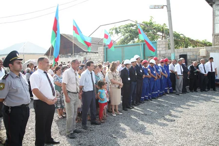 Azərbaycanda daha iki kəndə qaz verilib