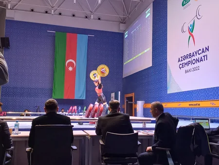 Ağırlıqqaldırma üzrə Azərbaycan çempionatının ilk qalibi müəyyənləşib