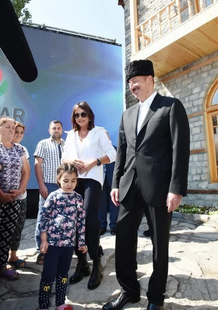 Prezident: Nə qədər çox turist gəlsə, ölkəmizə o qədər də çox pul gələcək