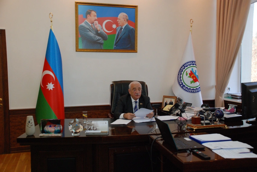 Qaraheybət şəhidlərinin 14 övladı himayəyə götürülüb, ailələrə yardım ayrılıb