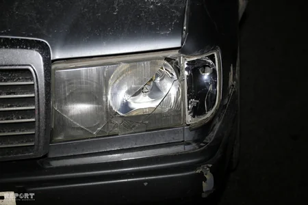 Bakıda avtomobil piyadaları vurub, ölən var - FOTO