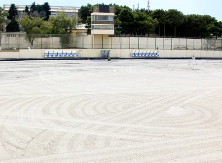 Sumqayıt klubuna məxsus stadionun əsas meydanında suvarma və drenaj sistemi quraşdırılıb
