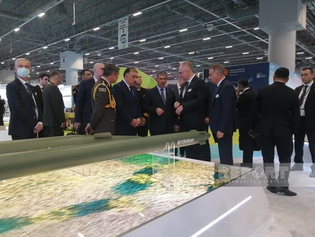 Azərbaycan İstanbulda SAHA EXPO 2022 müdafiə, aerokosmik və kosmik sənaye sərgisində təmsil olunur - YENİLƏNİB