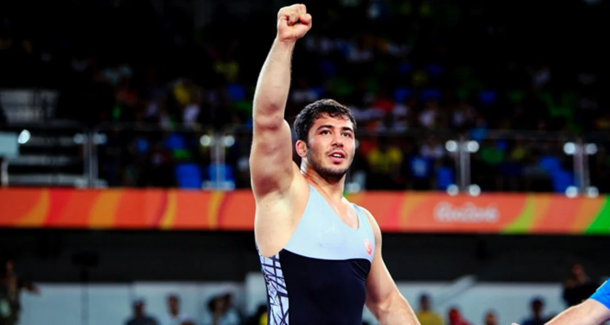 Güləş üzrə olimpiya mükafatçısı İstanbulda güllələnib