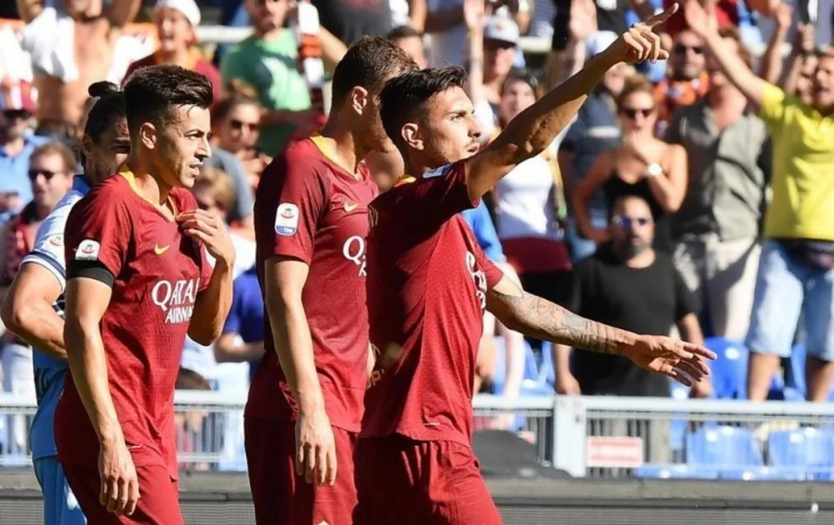Roma paytaxt derbisində Latsionu məğlub edib