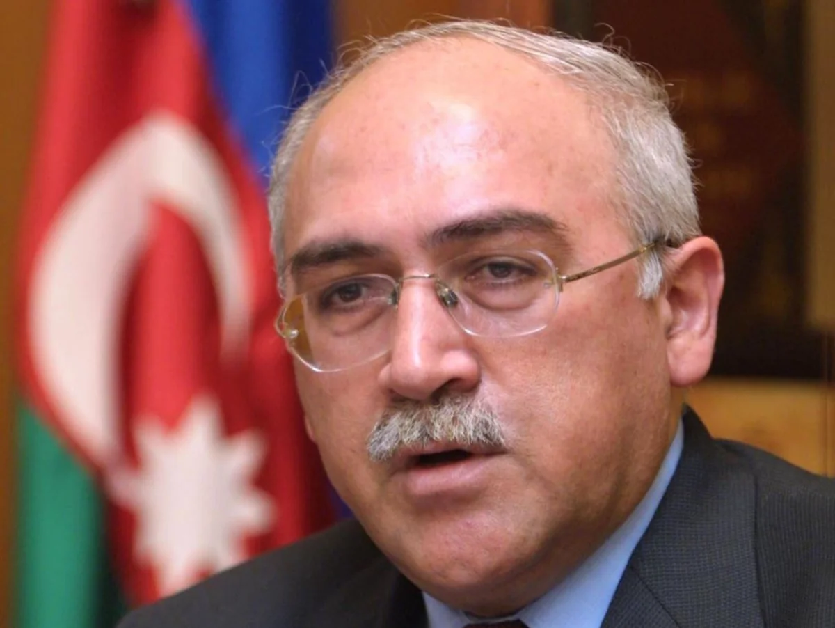 ​İsa Qəmbər: “Ciddi siyasi partiya seçkidə iştirak etməlidir”