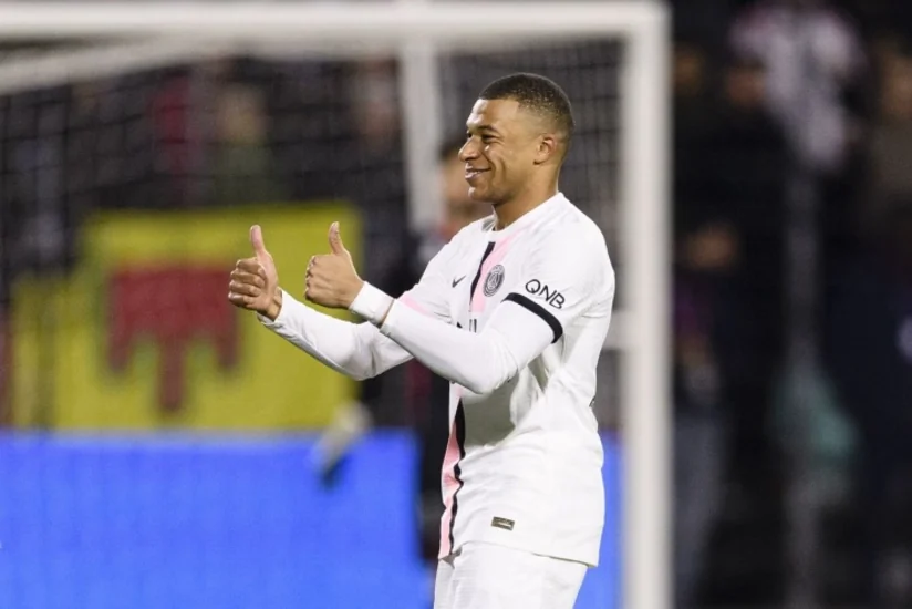 Kilian Mbappe Fransa çempionatında əsrin rekordunu təkrarlayıb