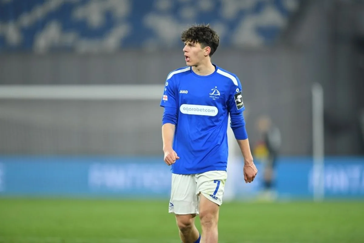 İngiltərə klubu 17 yaşlı gürcü futbolçunu transfer edib