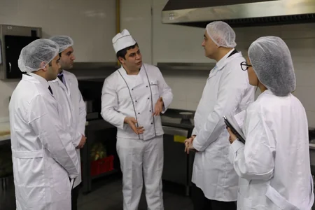 AQTA mütəxəssisləri “Qarabağ” klubunun qida məhsullarının emalı sahəsinə baxış keçirib