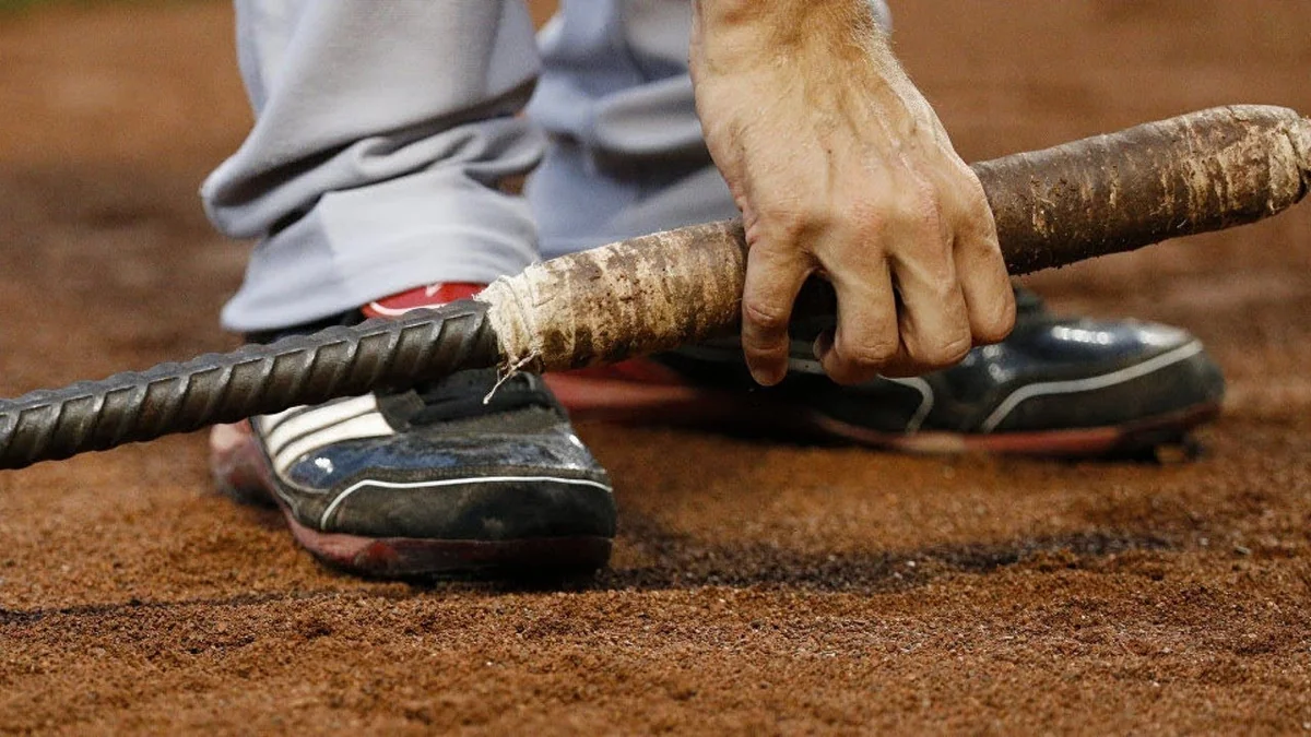 Xızı sakini armaturla döyülüb