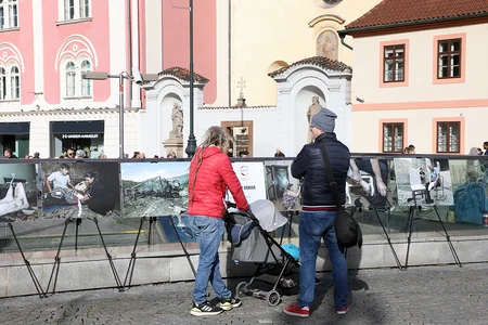 Snapshots of Sorrow: Azerbaijan's mine victims remembered in Prague