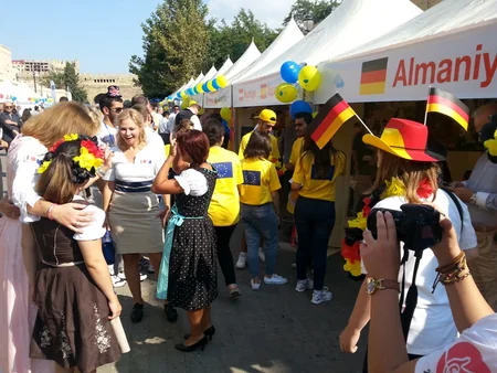 Bakıda “Avropa şəhərciyi”nin açılışı olub - FOTO