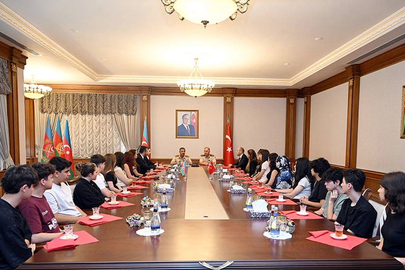 Zakir Həsənov və Kərim Vəliyev Azərbaycanda səfərdə olan türkiyəli şəhid ailələrinin üzvləri ilə görüşüb