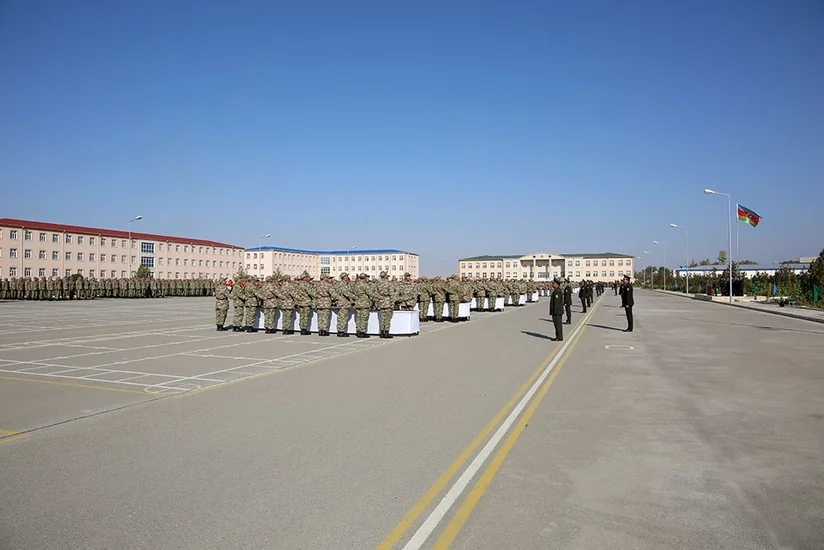 Dövlət Bayrağı Günündə Naxçıvan Qarnizonu qoşunlarında andiçmə mərasimləri keçirilib - FOTO - VİDEO