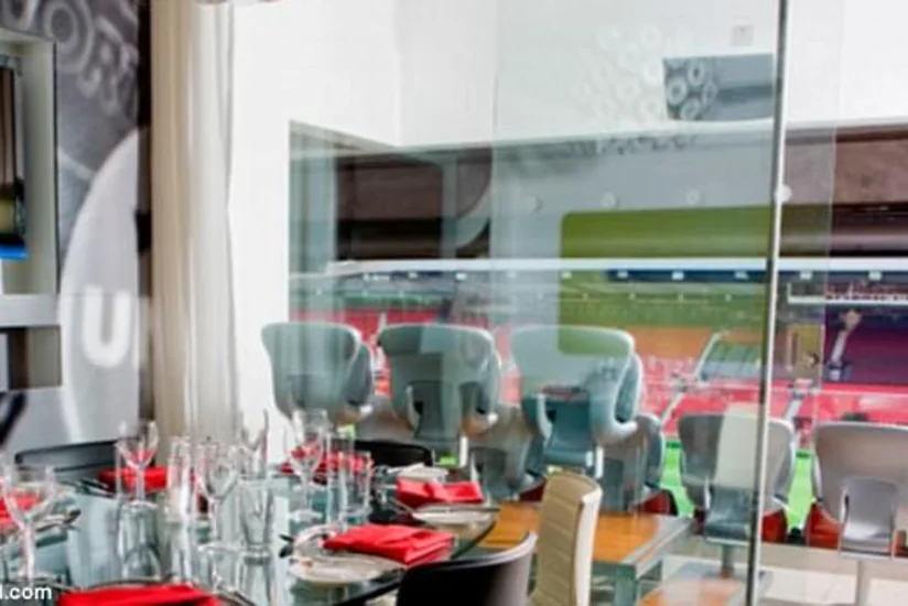 Mançester Yunayted klubu ötən mövsüm rekord məbləğdə gəlir götürüb