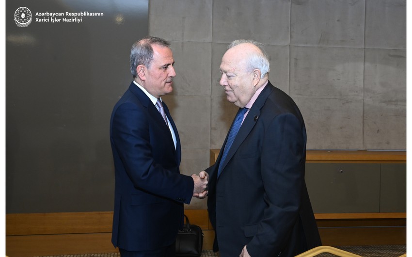 Azerbaijani FM meets with UNAOC High Representative