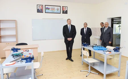 Qusarın Hil kəndində tam orta məktəbin yeni binası istifadəyə verilib