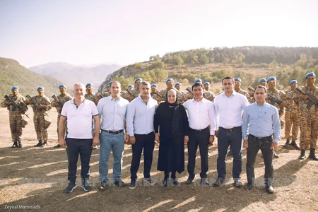 Vətən müharibəsi şəhidlərinin övladları Şuşada olub