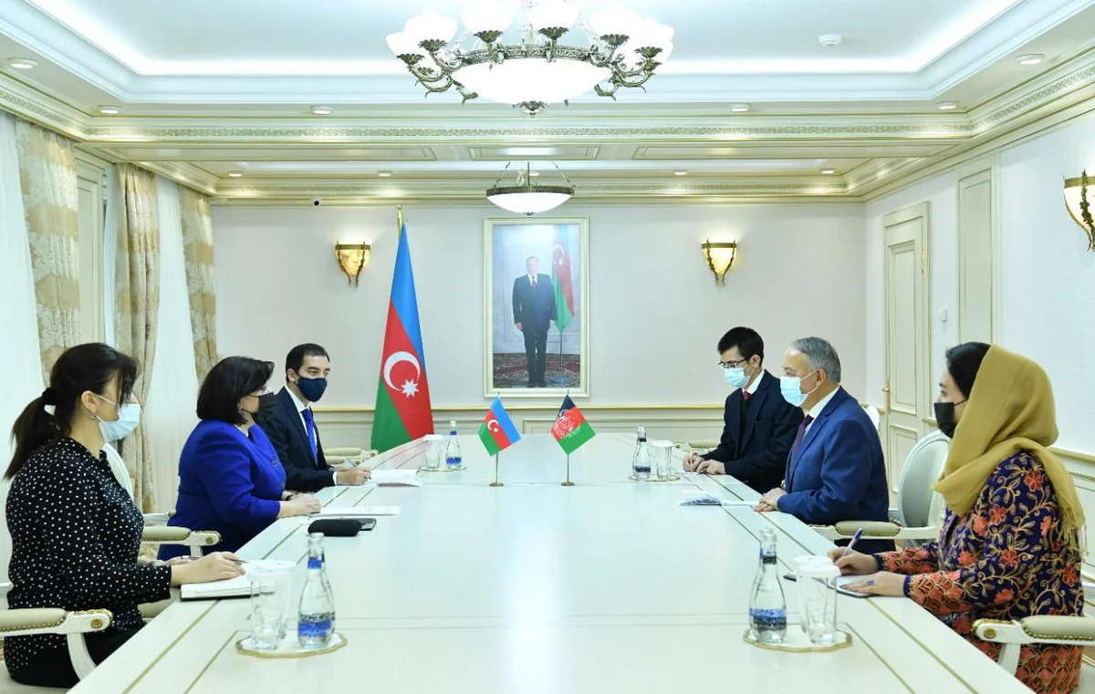 Sahibə Qafarova Əfqanıstanın Azərbaycandakı səfiri ilə görüşüb