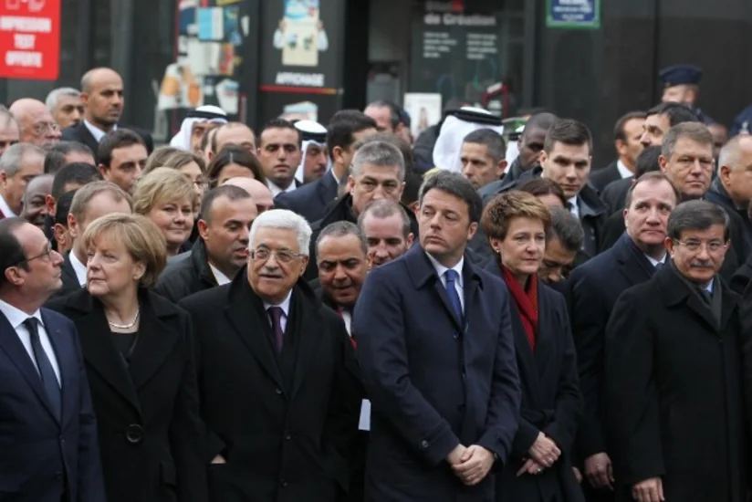 Parisdə terror qurbanlarını anım yürüşü keçirilir