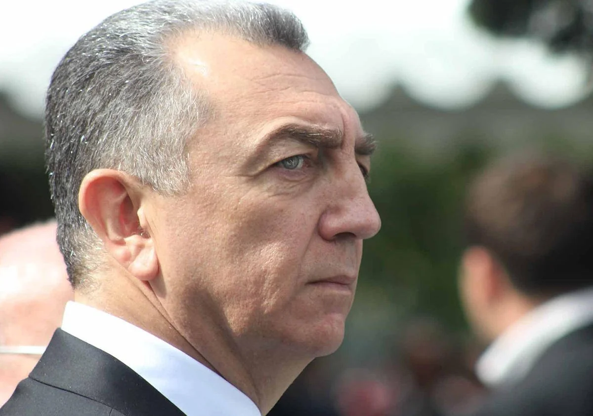 Эльдар Азизов прокомментировал выговор главы исполнительной власти Гарадагского района
