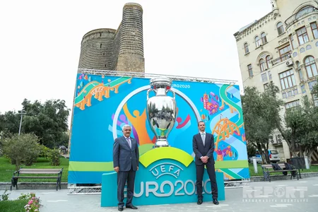 UEFA prezidenti: Azərbaycanın avrokubok finalı keçirmə şansı var - FOTO