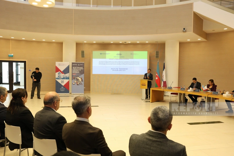 Yeni yaranan 100 QHT-yə təlim keçirilir