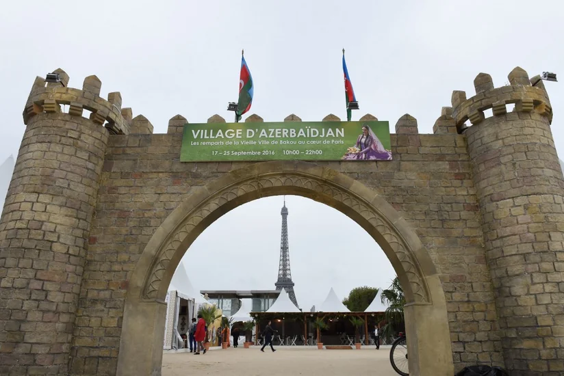 Parisdə “Azərbaycan şəhərciyi”nin rəsmi açılışı olub