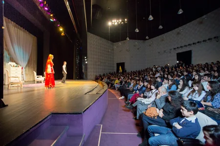ASAN Könüllüləri Cəfər Cabbarlının “Solğun çiçəklər” əsərini səhnələşdirib - FOTO