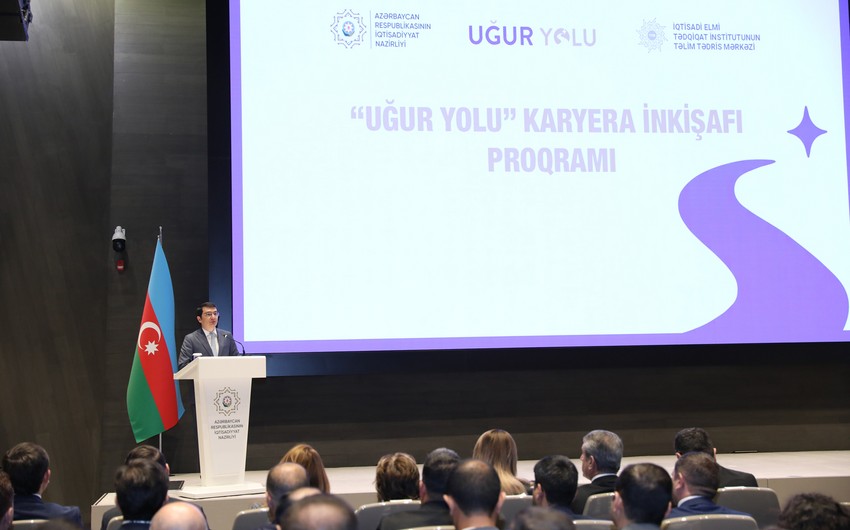 İqtisadiyyat Nazirliyində “Uğur yolu” müsabiqəsinin qalibləri ilə görüş olub