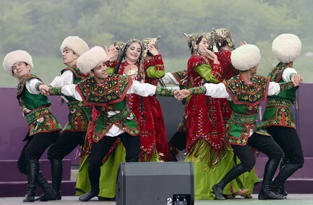 Şuşada “Xarıbülbül” Beynəlxalq Musiqi Festivalının qala-konserti olub