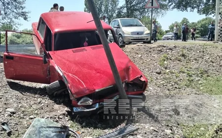 Oğuzda iki avtomobil toqquşub, xəsarət alanlar var